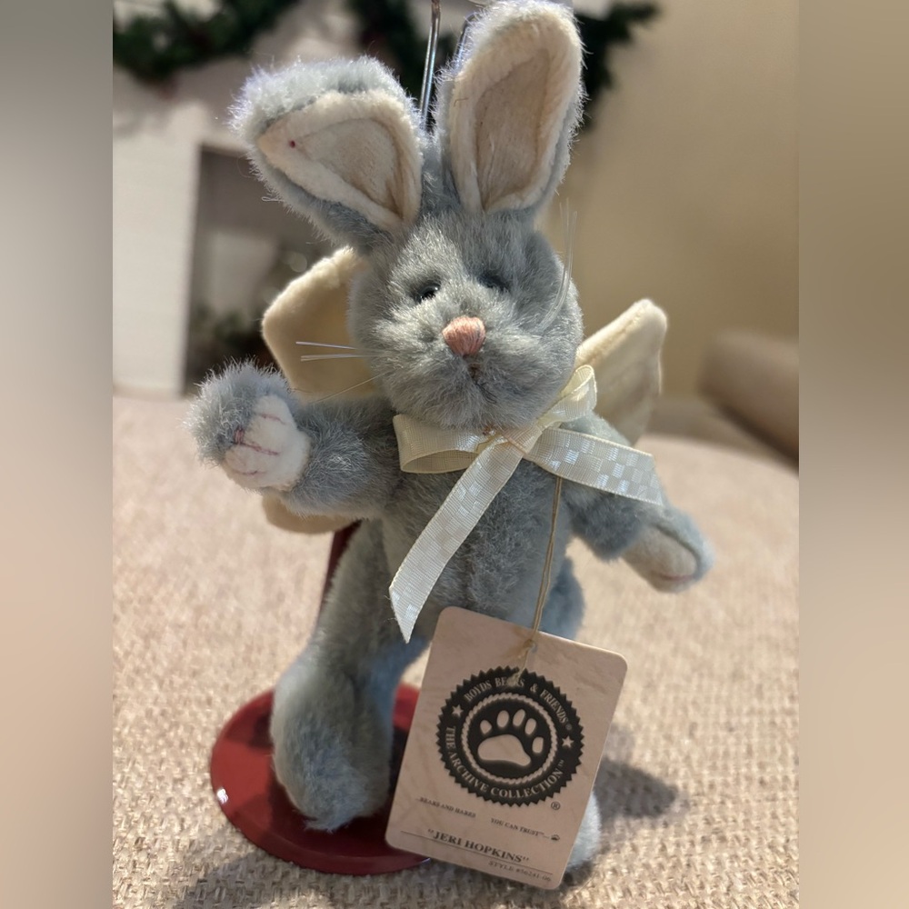 Boyd’s Bears Jeri Hopkins Blue 6 inches tall Bunny Ornament